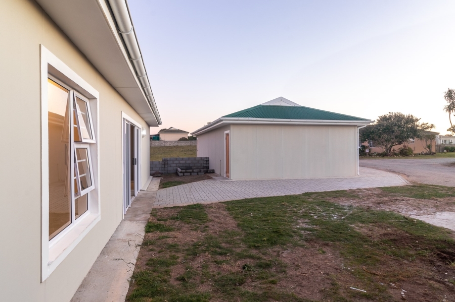 3 Bedroom Property for Sale in Boknesstrand Eastern Cape